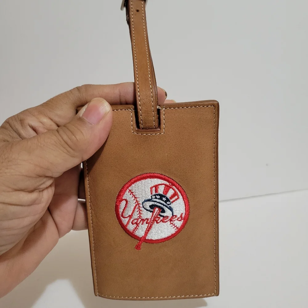Ny Yankees leather tan
